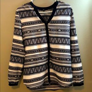 Aztec black & white blouse